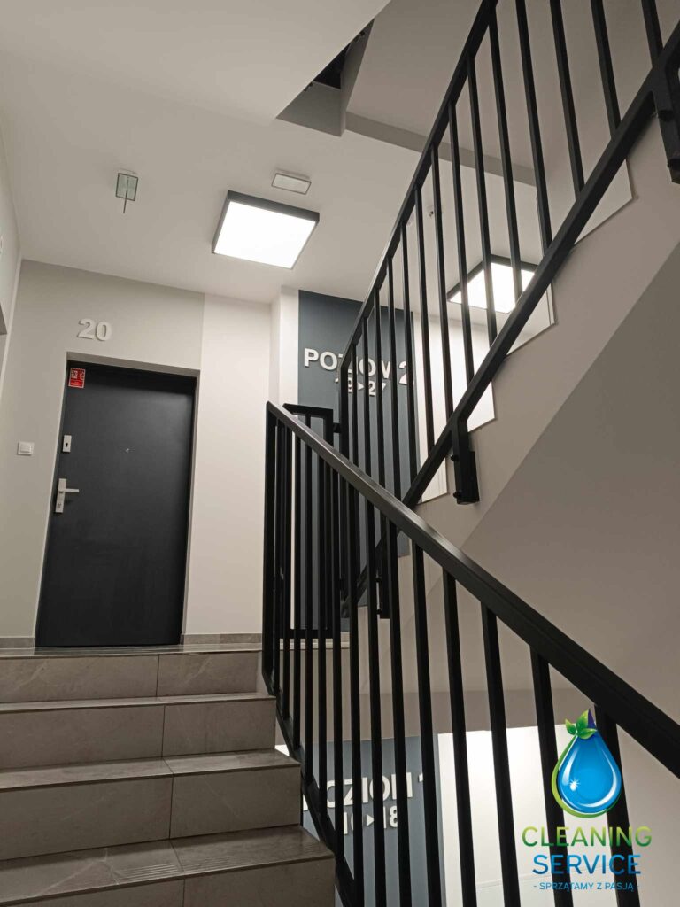 Photo_1705692878436[1]